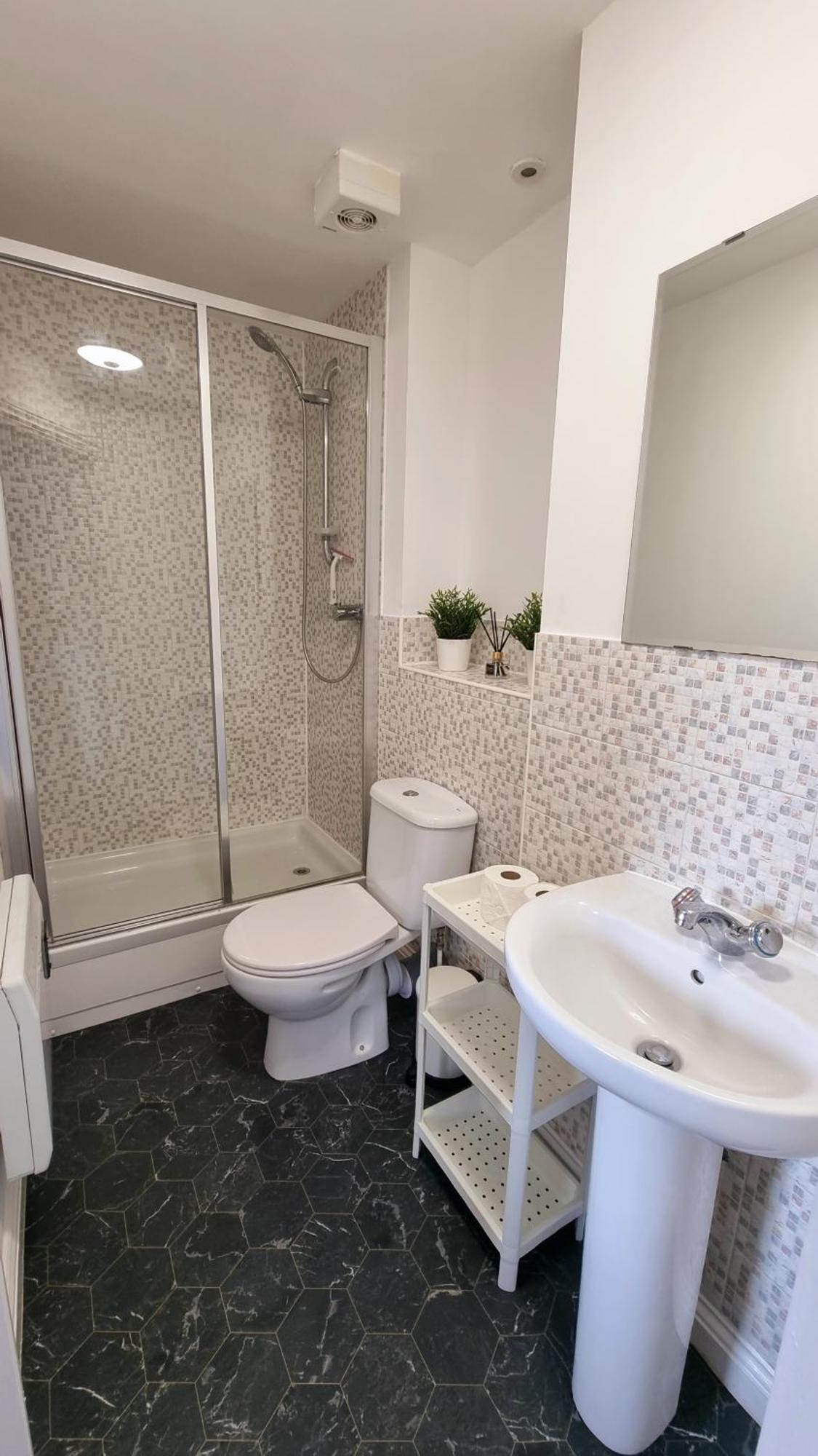 No 62 Fivedom - Charming & Cosy Apartment Саутхамптън Екстериор снимка